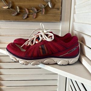 Brooks limited pure flow athletic shoe pink and purple